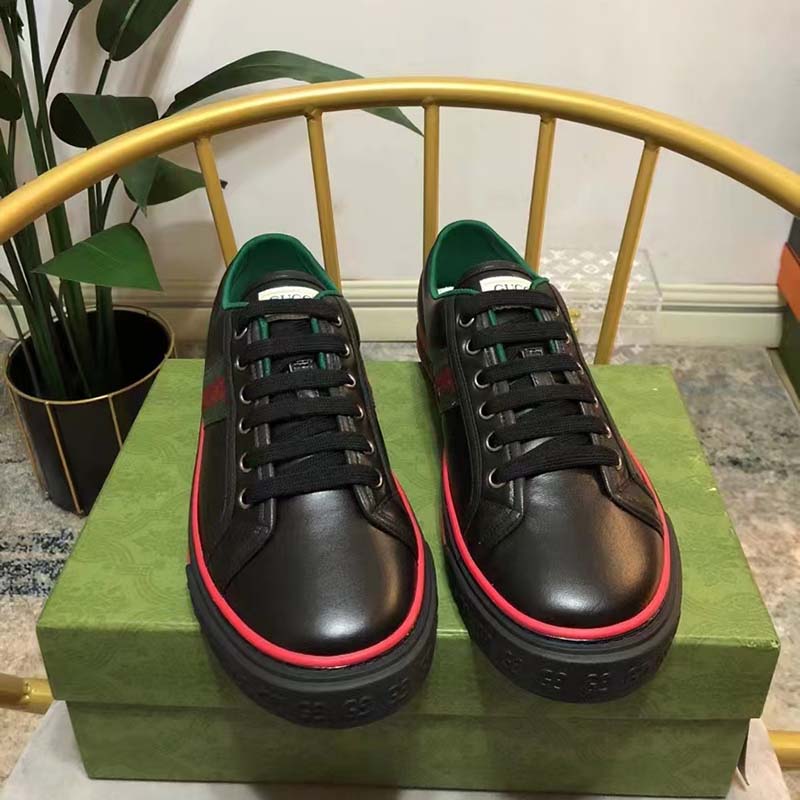 Gucci Unisex Gucci Tennis 1977 Sneaker Black Leather Green Red Web Flat