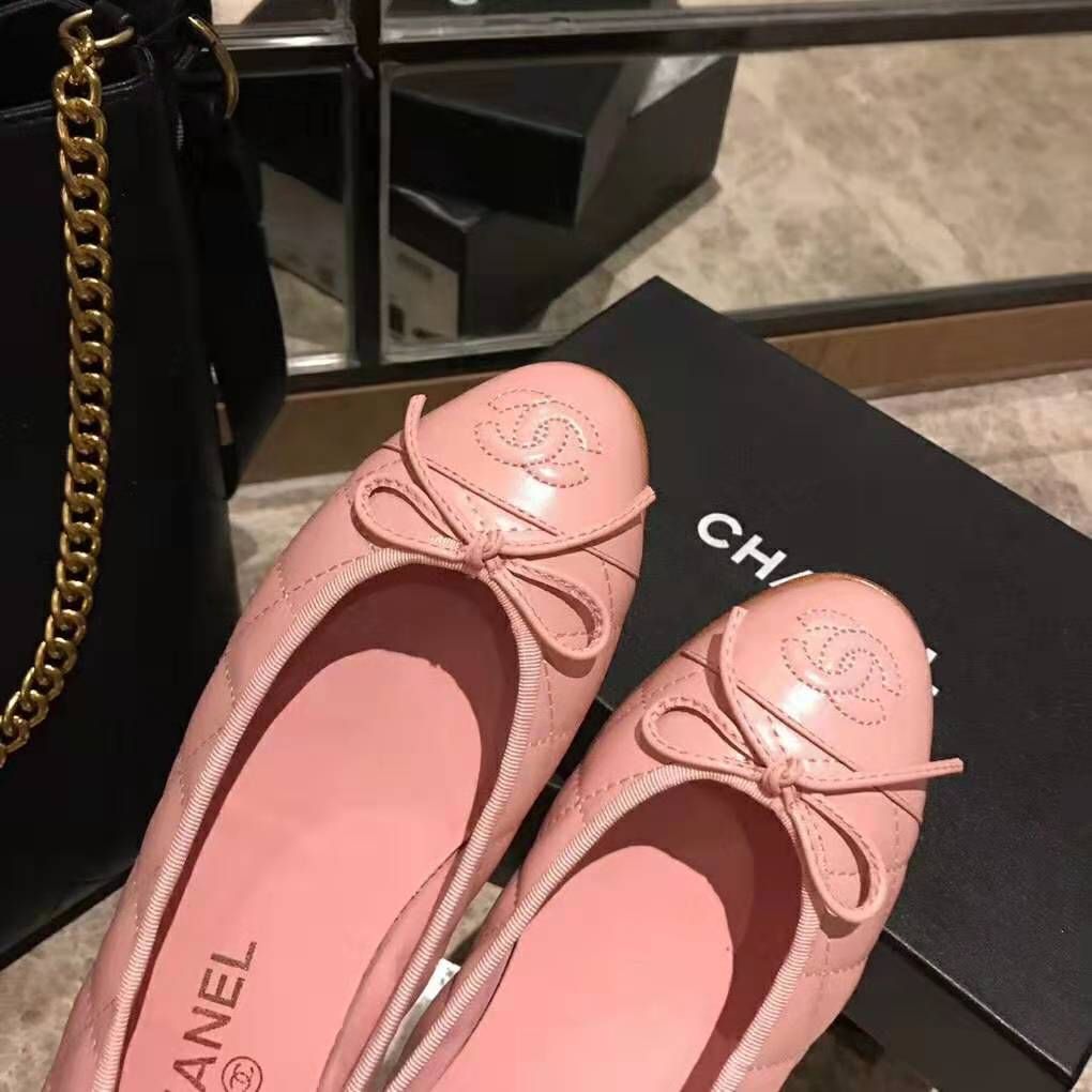 Chanel Women Ballerinas in Aged Calfskin Leather-Pink