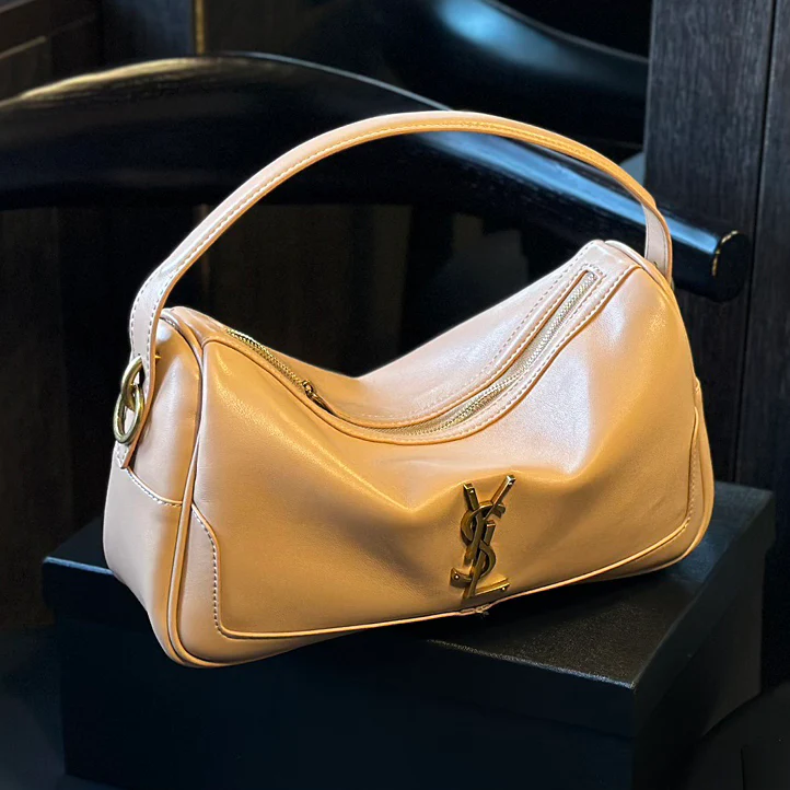 New versatile handbag 1024101205