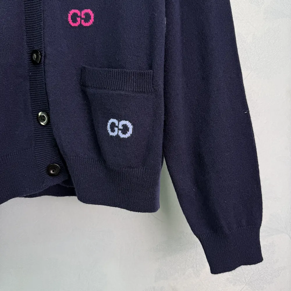 Gucci Women Fine Cashmere Cardigan with Intarsia 833671XKEYI