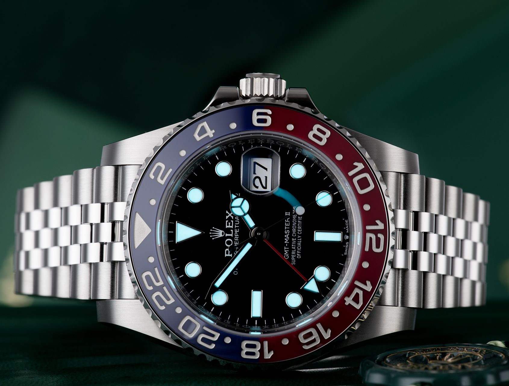 Rolex GMT-Master II 126710BLRO - Pepsi