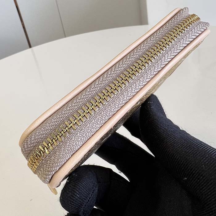 Louis Vuitton LV Unisex Zippy Coin Purse Beige Monogram Coated Canvas Cowhide Leather