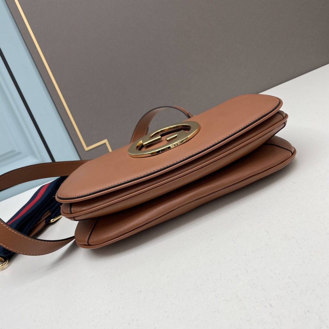 Gucci Women GG Blondie Medium Bag Brown Leather Round Interlocking G