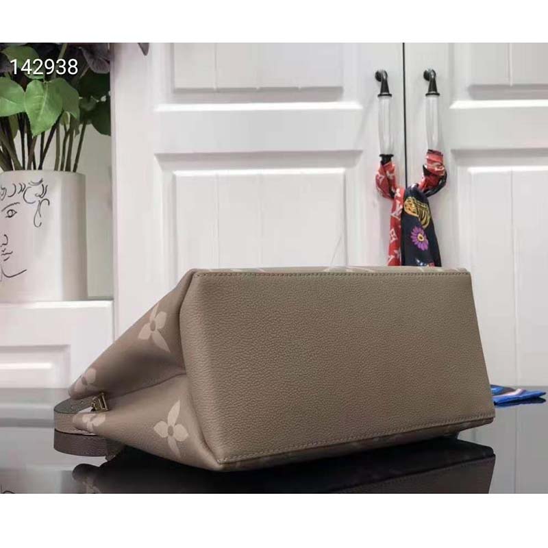 Louis Vuitton LV Unisex Petit Palais Handbag Tourterelle Crème Embossed Grained Cowhide Leather