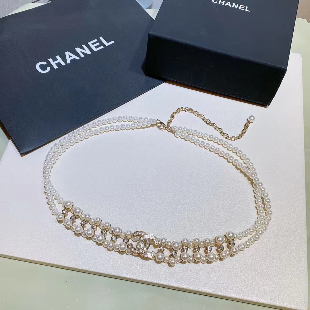 Chanel Women CC Chain Belt Gold Metal Resin Glass Pearls Strass Pearly White Crystal
