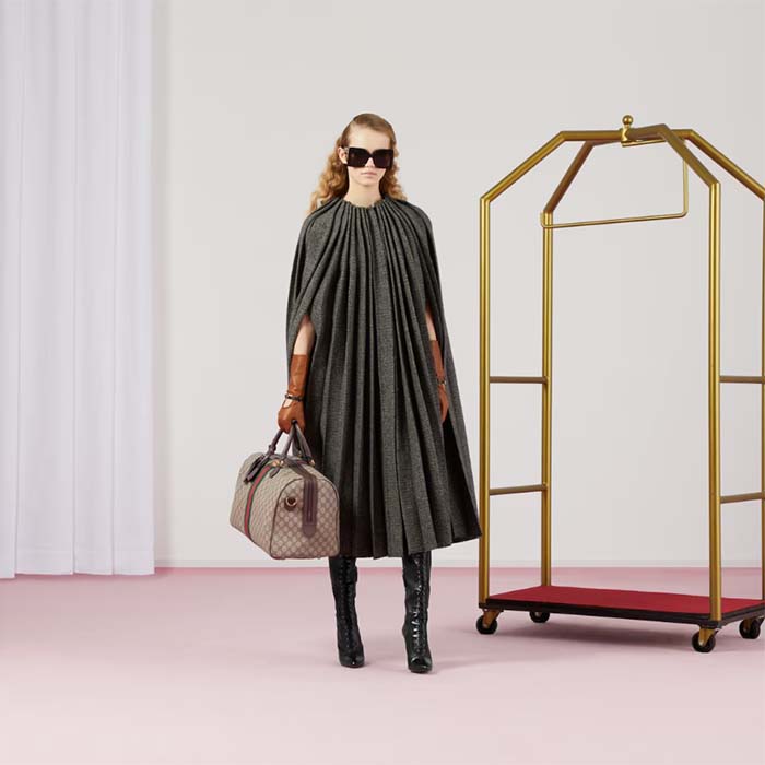 Gucci Unisex Savoy Medium Duffle Bag Beige Ebony GG Supreme Canvas Double G