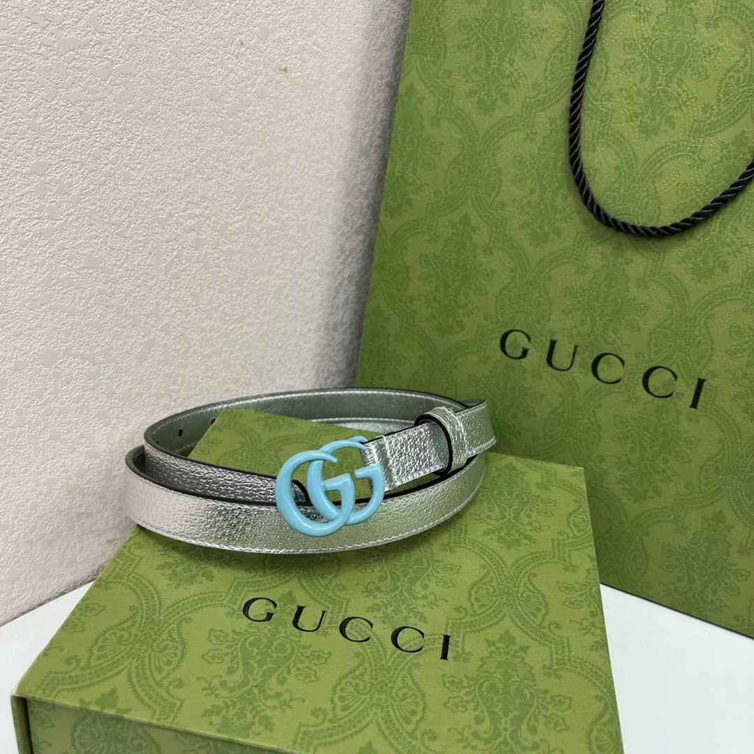 Gucci Unisex GG Marmont Thin Belt Silver Lamé Leather Double G Buckle 2 CM Width