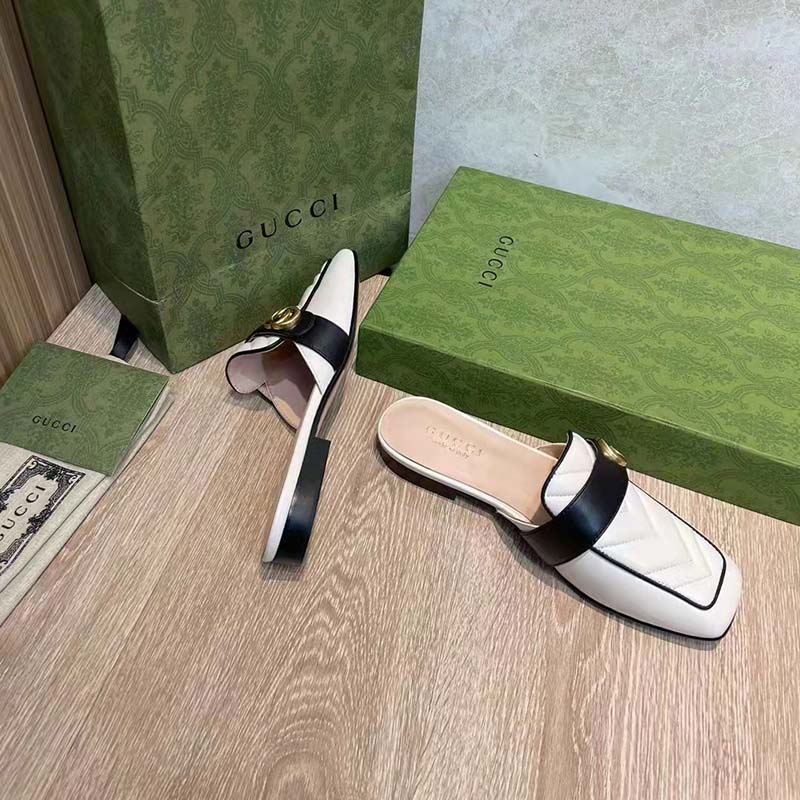 Gucci Women GG Slipper Double G White Leather Matelassé Chevron Insert