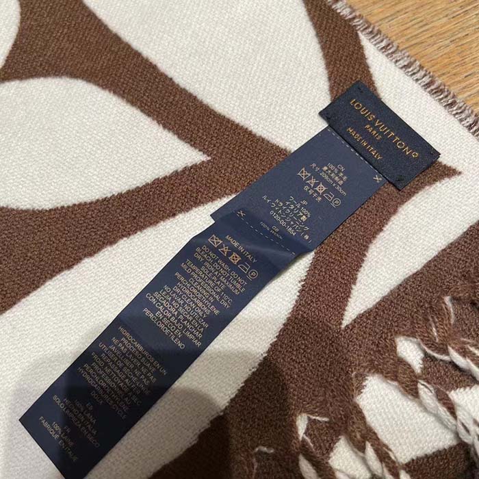 Louis Vuitton Unisex LV Medallion Scarf Brown Wool Jacquard M79215