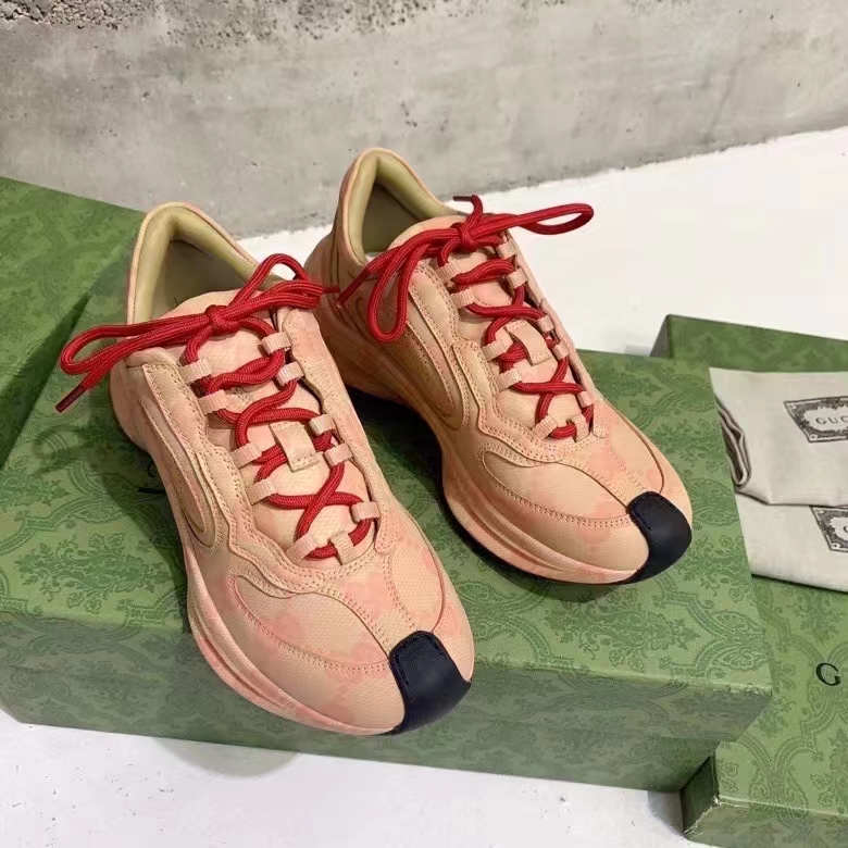 Gucci Unisex GG Run Sneaker Beige Hibiscus Red Leather GG Water Transfer Print