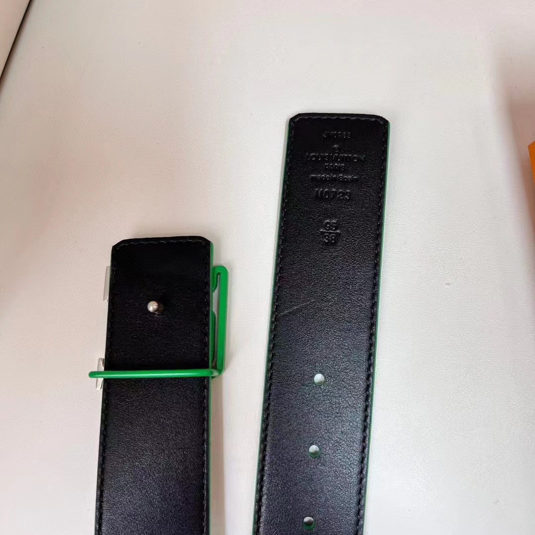 Louis Vuitton Unisex LV Line 40 MM Reversible Belt Green Monogram Eclipse Reverse Coated Canvas