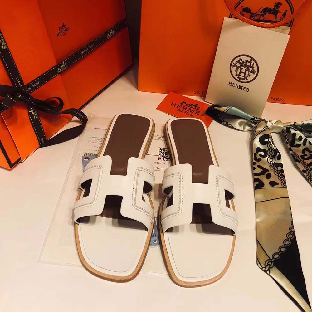 Hermes Women Oran Sandal in Box Calfskin with Iconic “H” Cut-Out-White