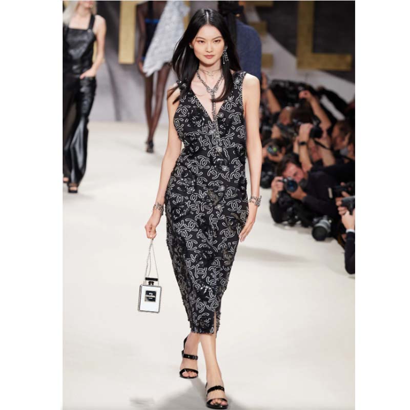 Chanel Women CC Evening Bag Lambskin Plexi Gold-Tone Metal Black White