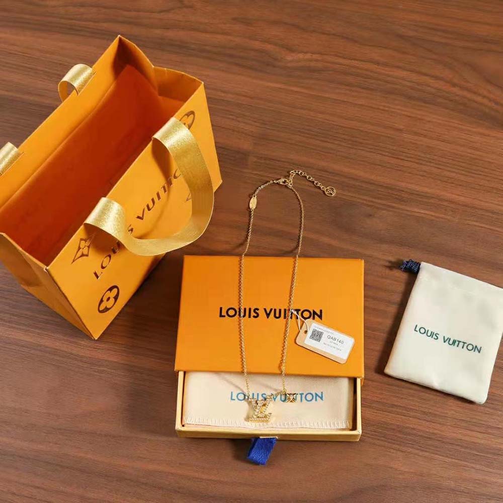 Louis Vuitton Women LV Iconic Pearls Necklace