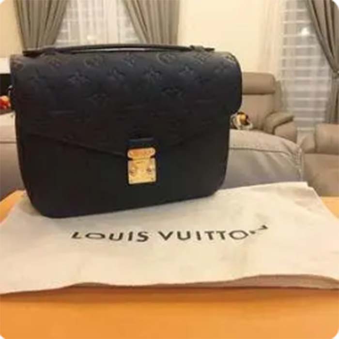 Louis Vuitton LV Women Pochette Métis Bag Black Monogram Grained Cowhide Leather