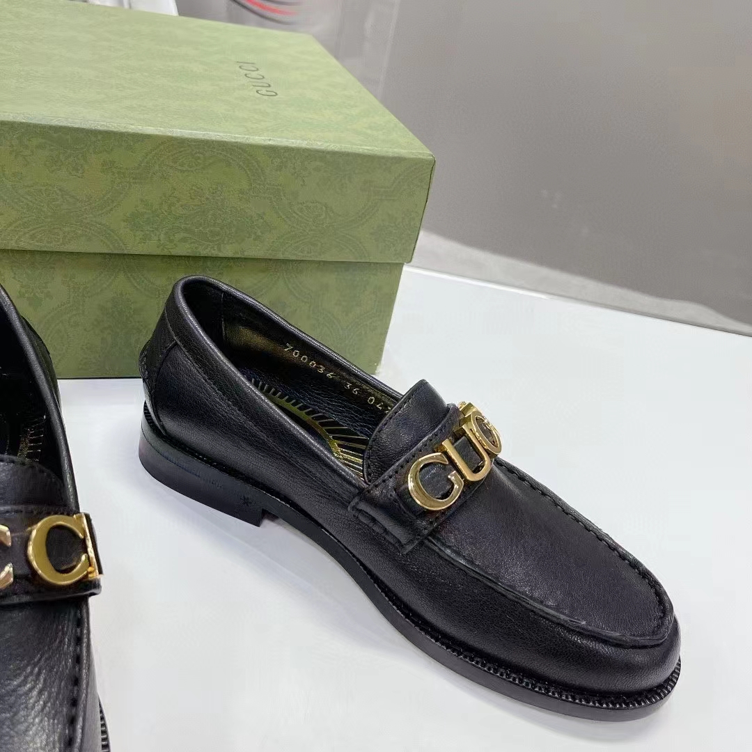 Gucci Women GG Leather Loafer Black Metal Logo Metallic Sunray Print Low Heel