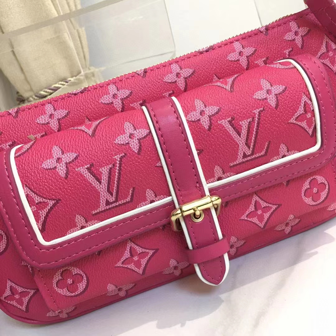 Louis Vuitton LV Women Maxi Multi Pochette Accessoires Handbag Fuchsia Pink Monogram Coated Canvas