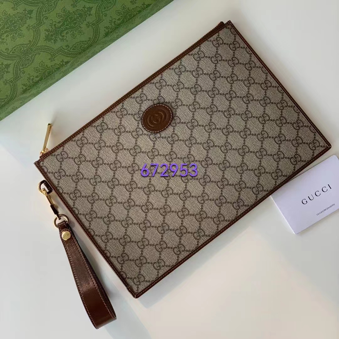 Gucci Unisex Pouch Interlocking G Beige Ebony GG Supreme Canvas Zip Closure