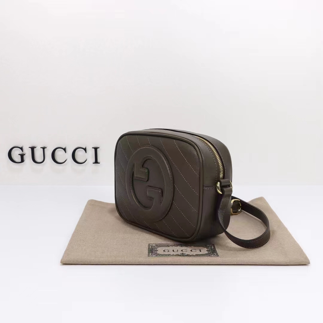 Gucci Women GG Blondie Small Shoulder Bag Brown Leather Zipper Closure