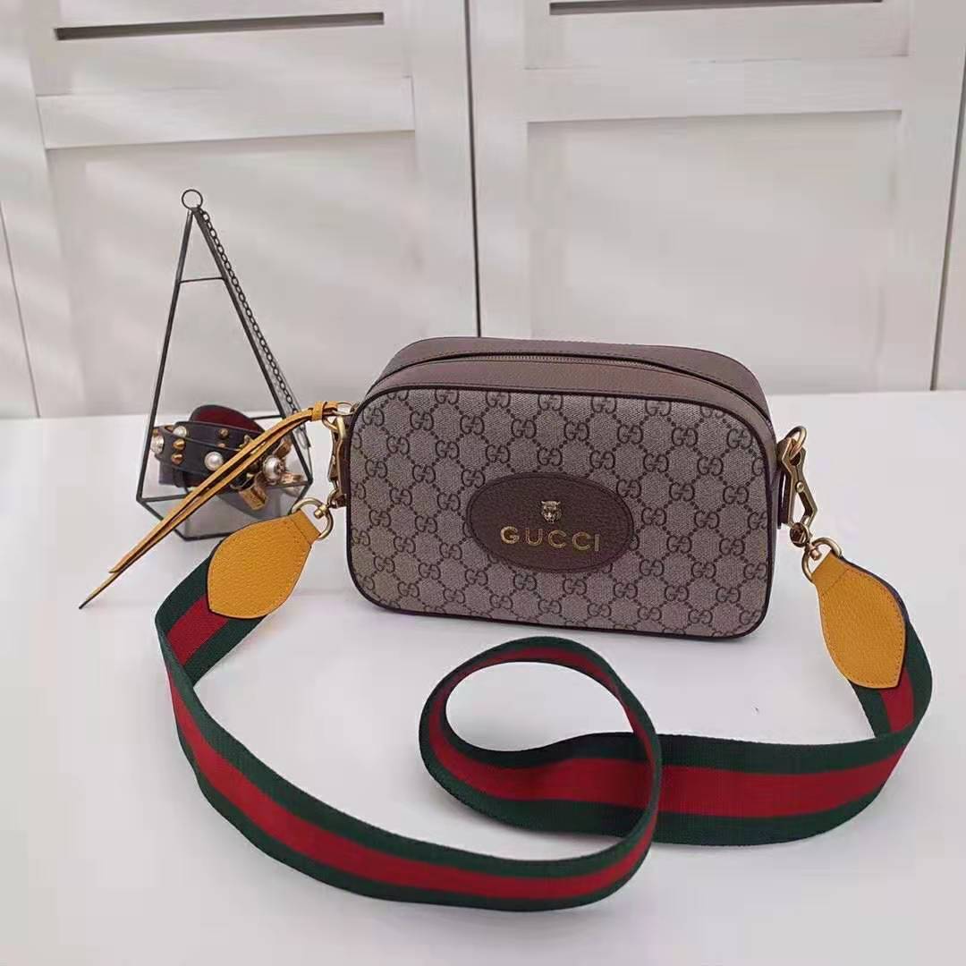Gucci GG Women GG Supreme Messenger Bag in Beige/Ebony GG Supreme Canvas