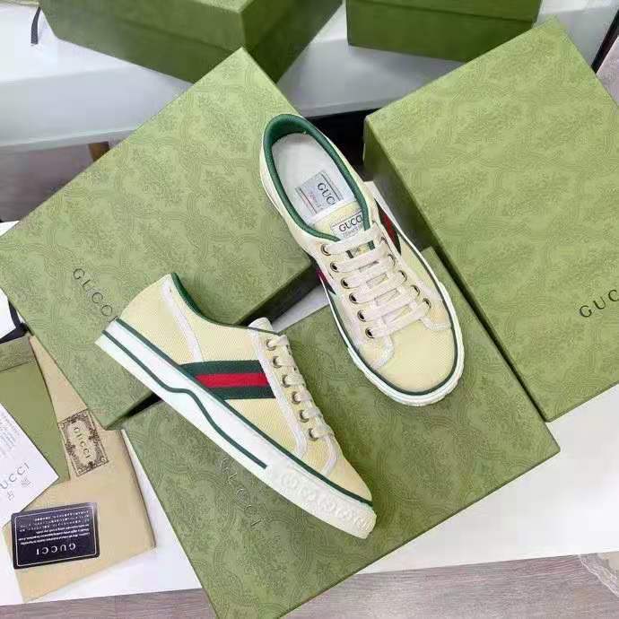 Gucci GG Unisex Gucci Tennis 1977 Sneaker Butter Cotton Green and Red Web