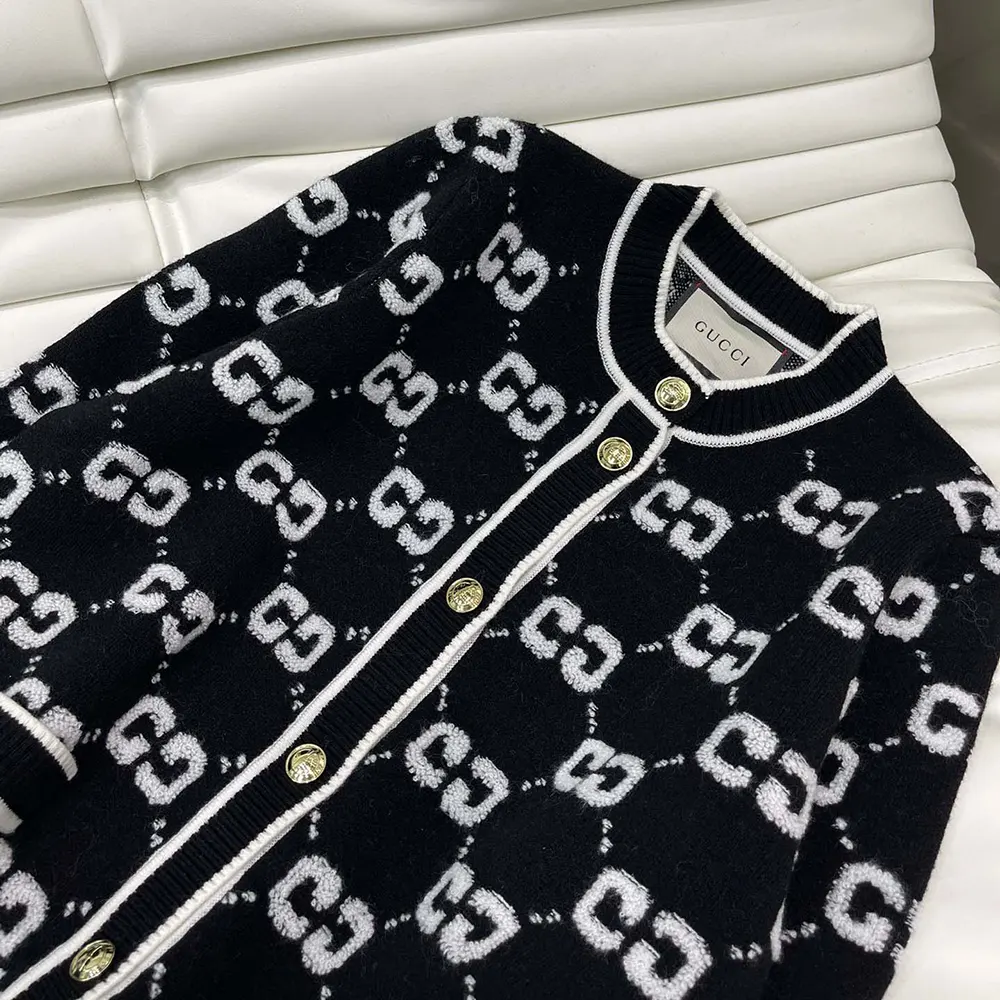 Gucci Women GG Wool Boucle Jacquard Cardigan 713300XKCNA1289