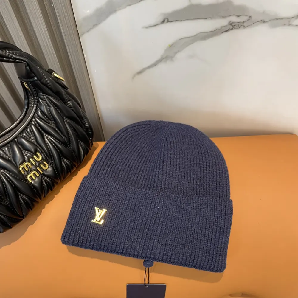 Louis Vuitton Unisex LV Spark Beanie-Navy M93285