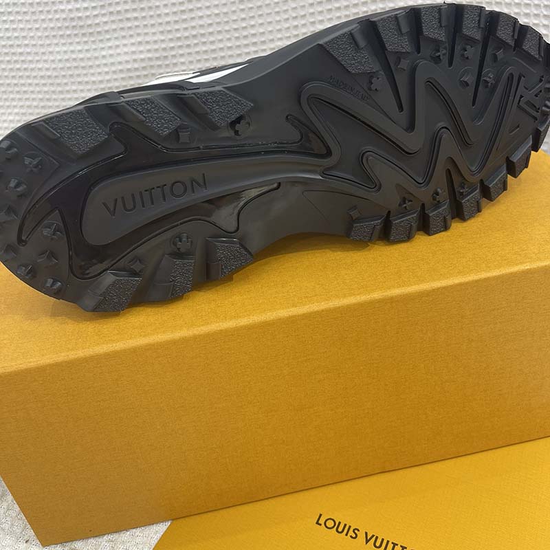 Louis Vuitton Unisex LV Runner Tatic Sneaker White Mix Materials Rubber Monogram Flowers