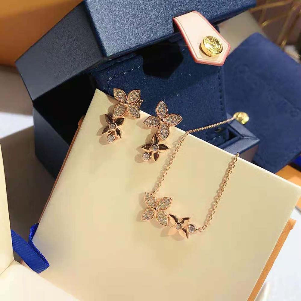 Louis Vuitton Women Idylle Blossom Necklace in Pink Gold
