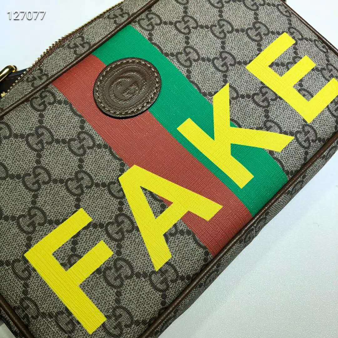 Gucci Unisex ‘Fake/Not’ Print Cosmetic Case GG Supreme Canvas