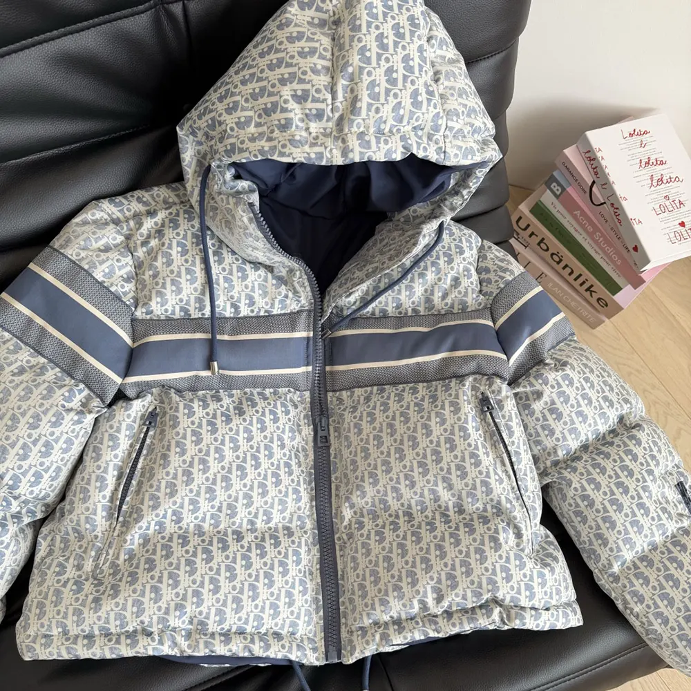 Dior Men DiorAlps Cropped Puffer Jacket with Hood Blue and White Dior Oblique Quilted Technical Taffeta