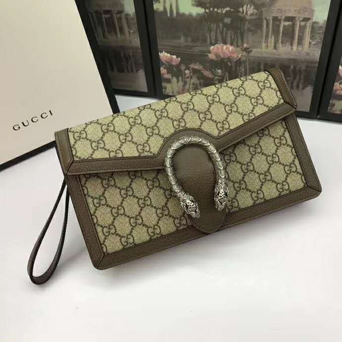 Gucci Women Dionysus GG Supreme Clutch Beige/Ebony GG Supreme Canvas