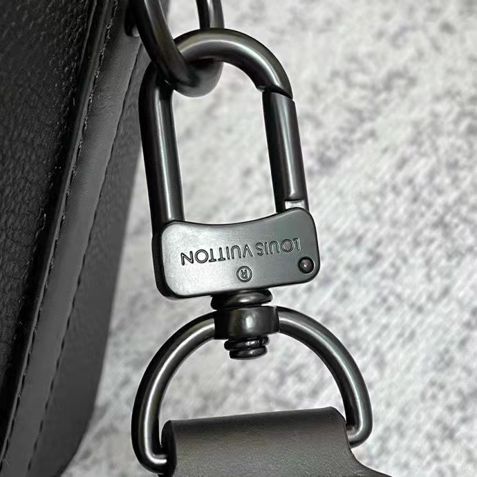 Louis Vuitton LV Unisex City Keepall Bag Black Aerogram Grained Calf Cowhide