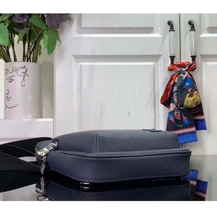 Louis Vuitton LV Unisex Avenue Slingbag NM Midnight Blue Taiga Cowhide Leather