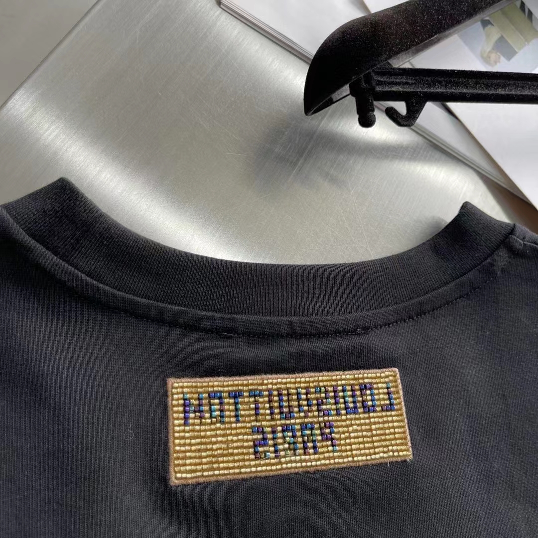 Louis Vuitton LV Women Bead-Embroidered Cotton T-Shirt Show Fit Embroidered Signature