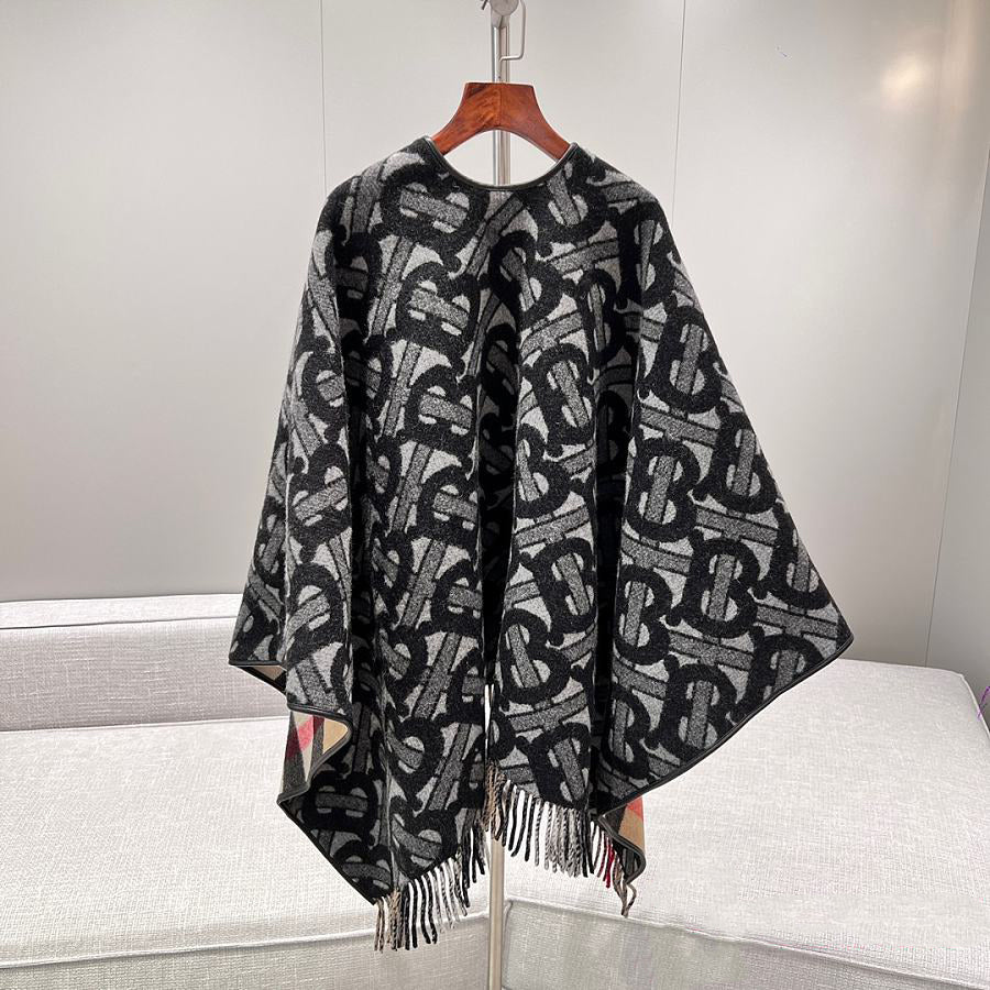 Plaid Cape Black Scaft 1025012216