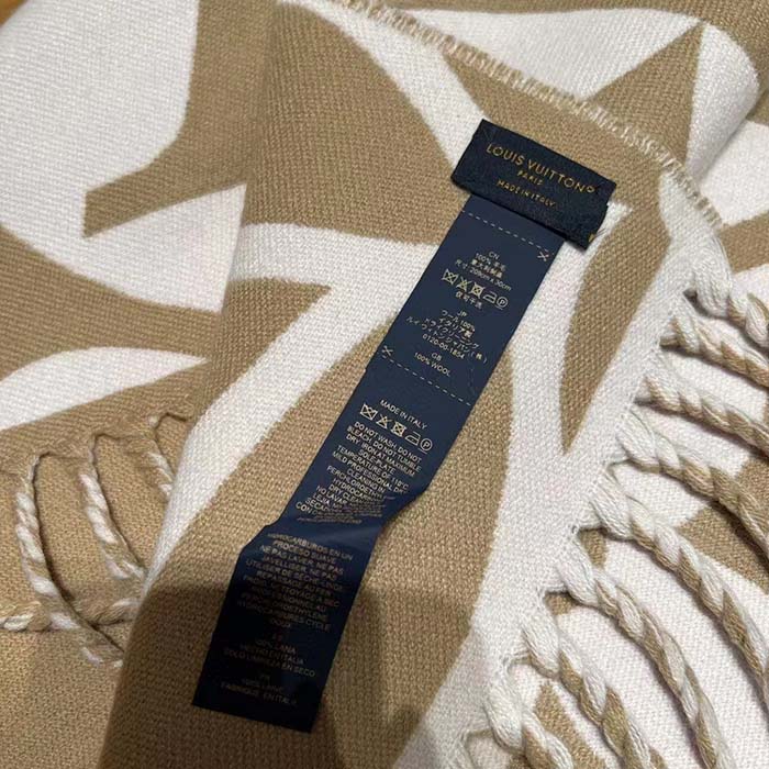Louis Vuitton Unisex LV Medallion Scarf Beige Wool Jacquard M79213