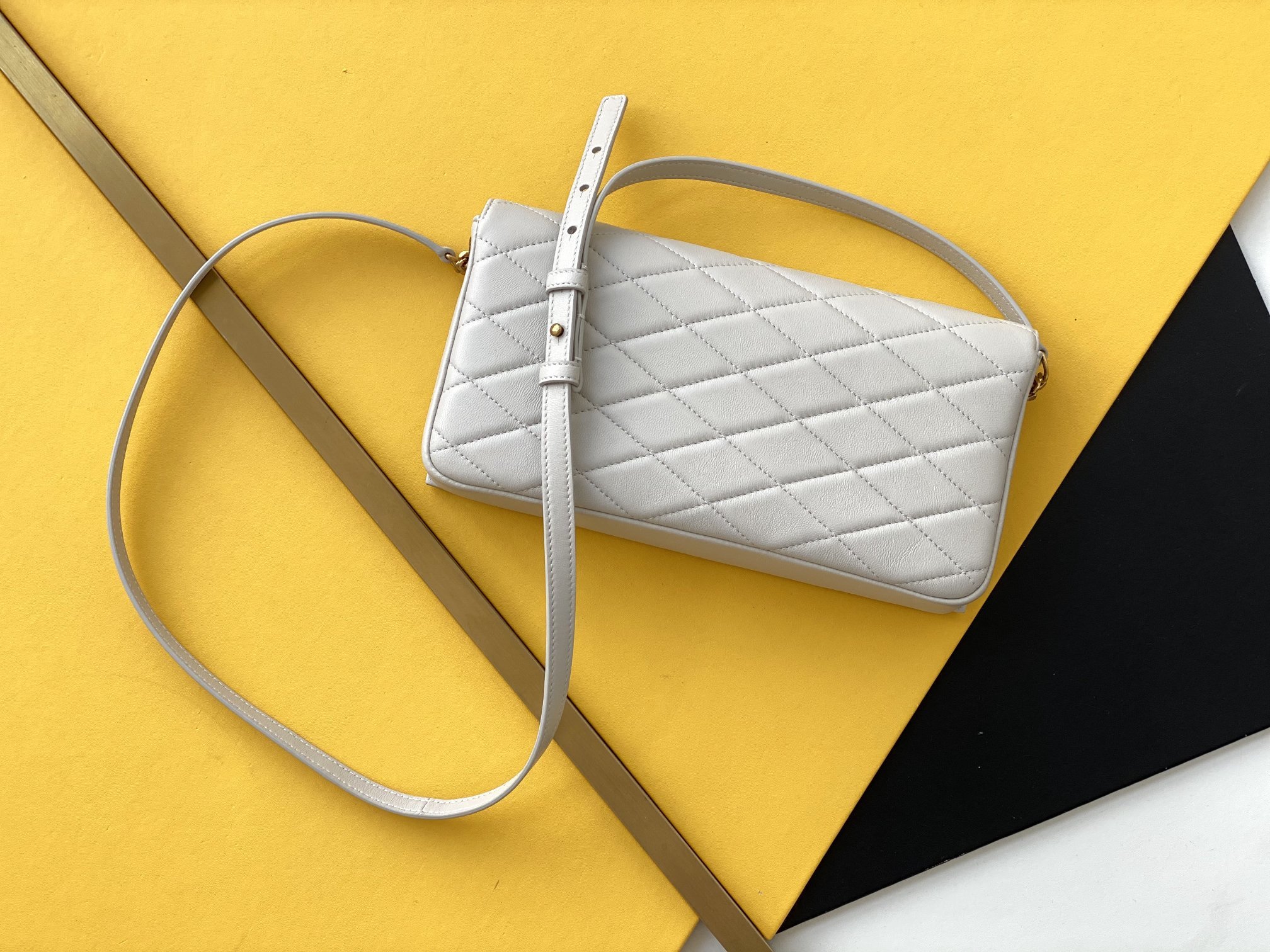 Saint Laurent Kate 99 Chain Bag White With Gold Hardware For Women 0425020819