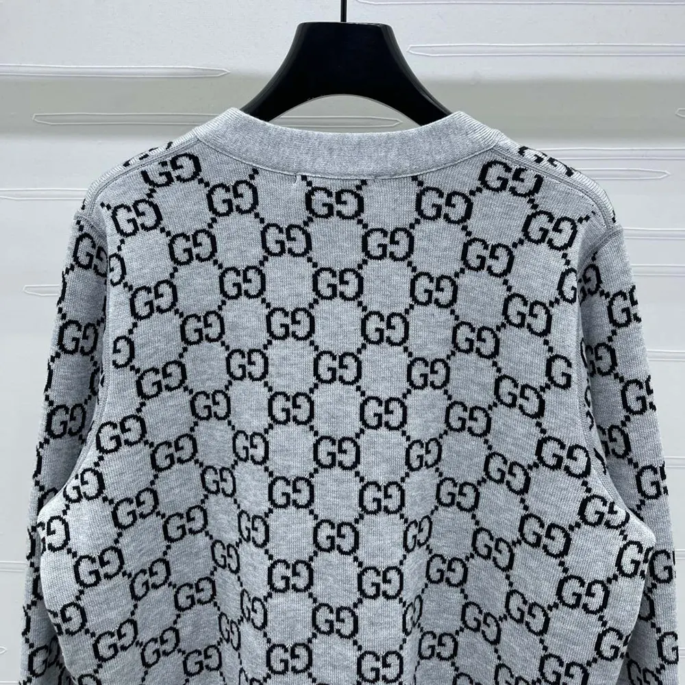 Gucci Women Reversible GG Wool Jacquard Cardigan ‎798157XKEJP1045