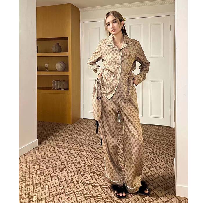 Gucci Women GG Supreme Silk Pant Beige Ebony Piped Unlined Elastic Waist Two Side Pockets Wide Leg