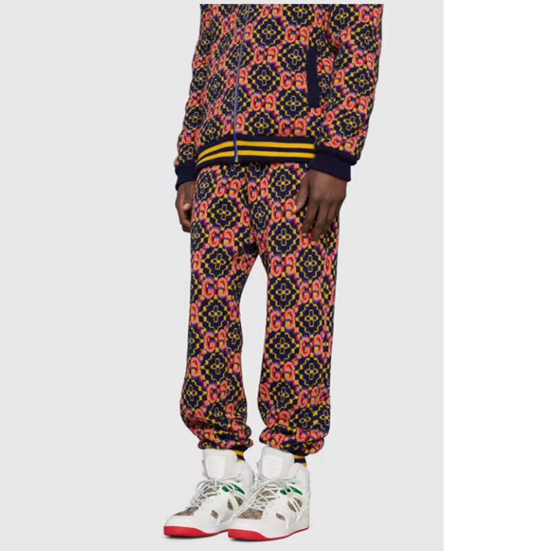 Gucci Unisex GG Basket Sneaker Interlocking G Beige Ebony GG Supreme Canvas