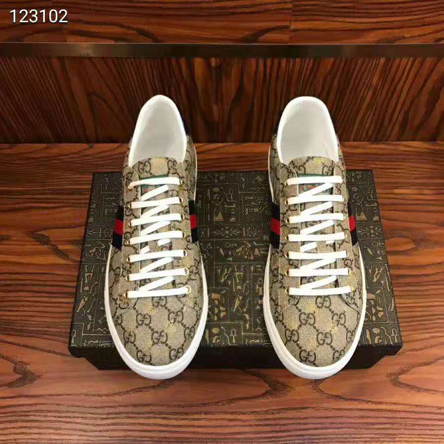 Gucci Men Ace GG Supreme Bees Sneaker-Brown