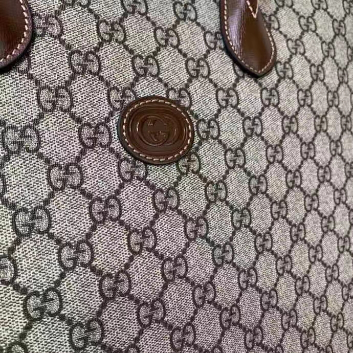 Gucci Unisex Medium Tote Interlocking G Beige Ebony Brown GG Supreme Canvas