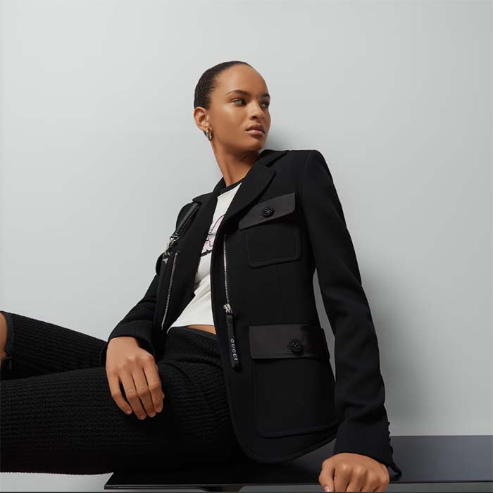Gucci Women GG Fine Wool Crêpe Jacket Black Satin Unlined Notch Lapel Three Front Pockets