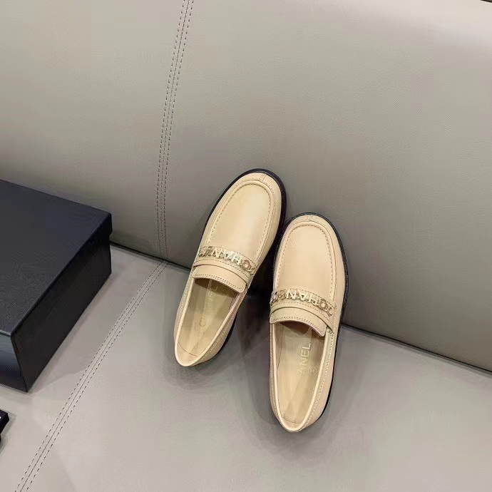 Chanel Women CC Loafers Shiny Calfskin Light Brown 2 Cm Heel