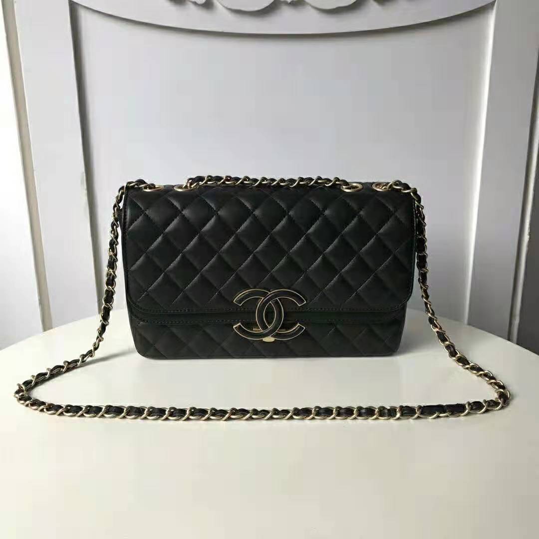 Chanel Women Flap Bag in Metallic Lambskin Leather-Black