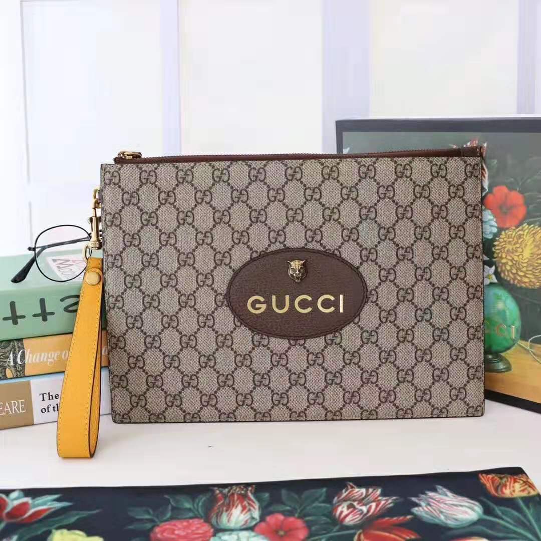 Gucci GG Unisex Neo Vintage GG Supreme Pouch in Beige/Ebony GG Supreme Canvas