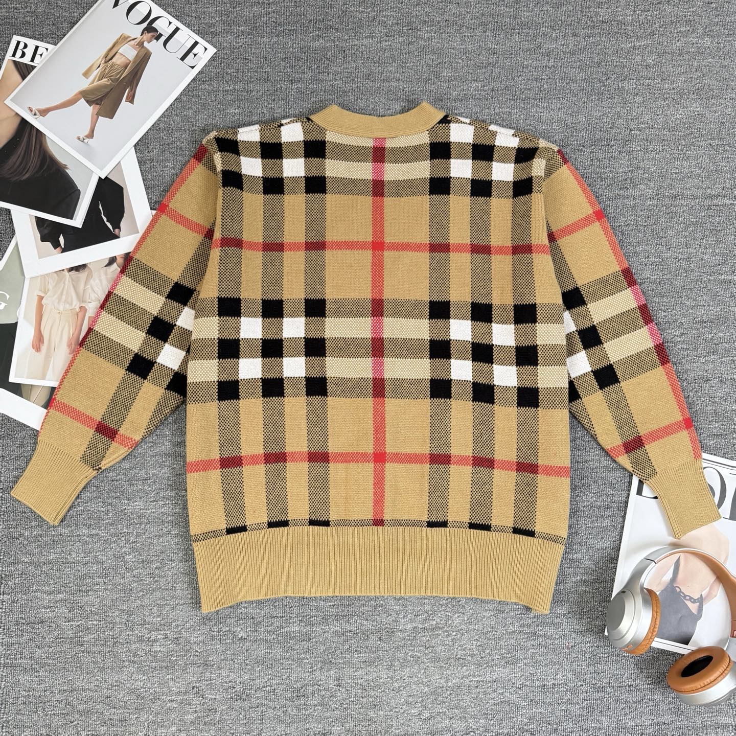 Classic BB Striped V-Neck Cardigan 0625111407