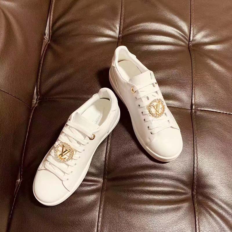 Louis Vuitton LV Unisex Frontrow Sneaker Circle White Calf Leather Rubber Outsole