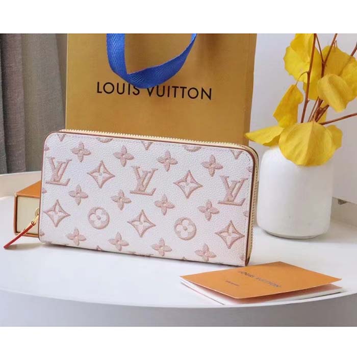 Louis Vuitton LV Unisex Zippy Wallet Beige Monogram Coated Canvas Calf Leather
